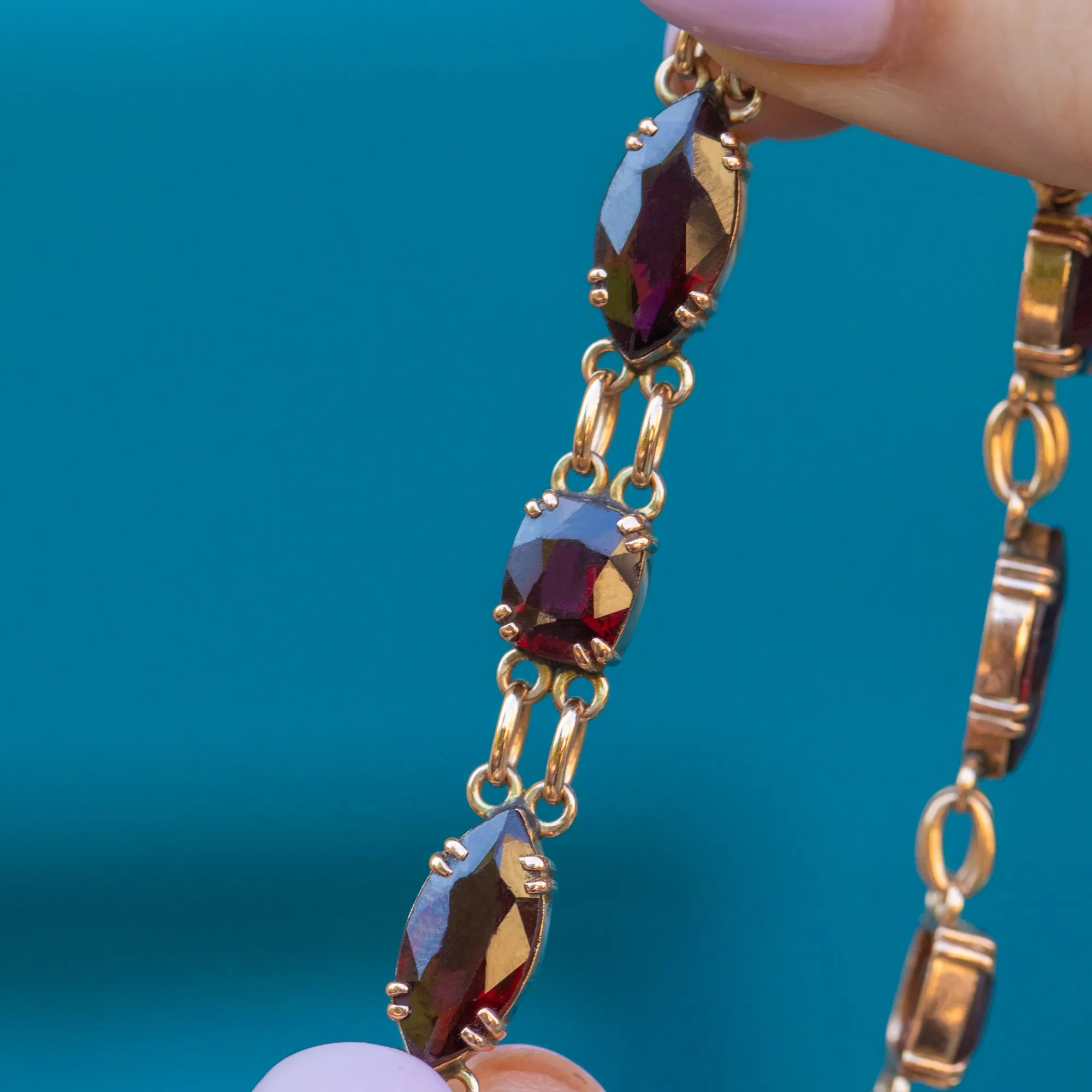 Antique 9ct Gold Garnet Bracelet, 28.18ct