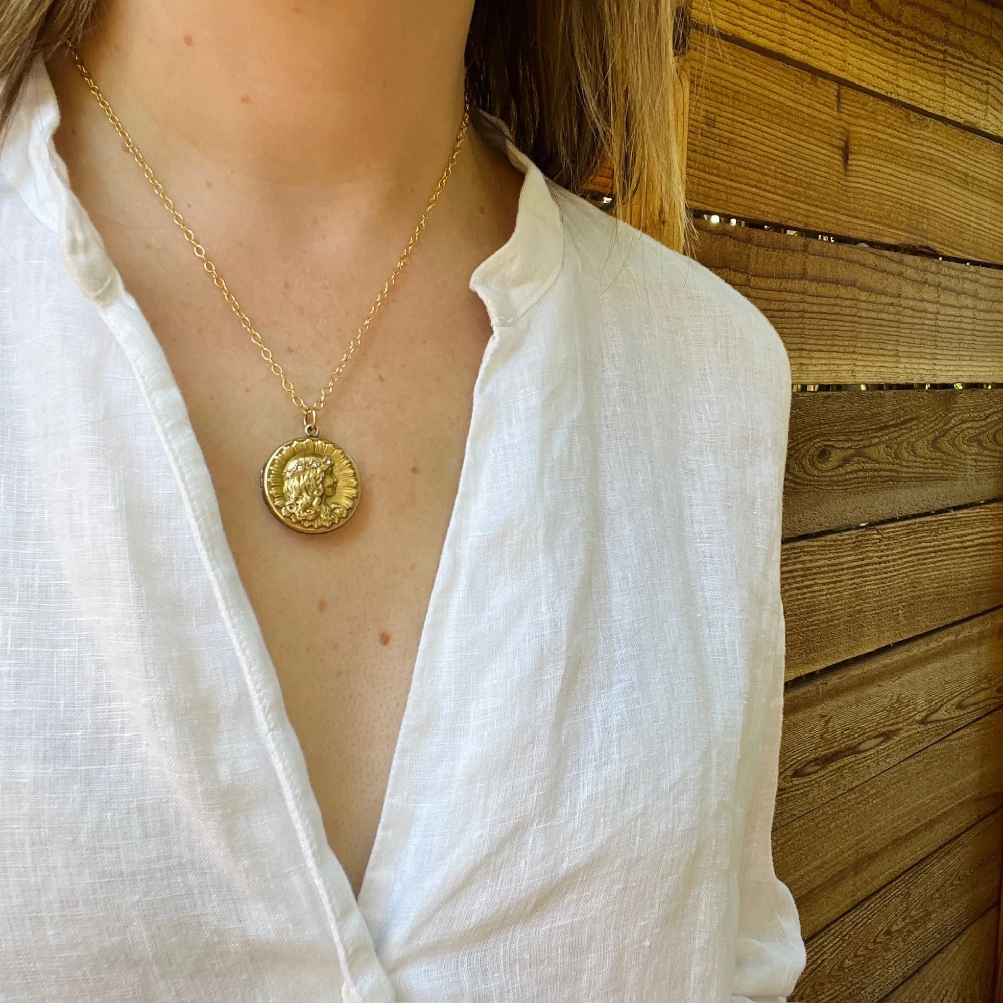 Art Nouveau Young Girl in Flower Crown Locket