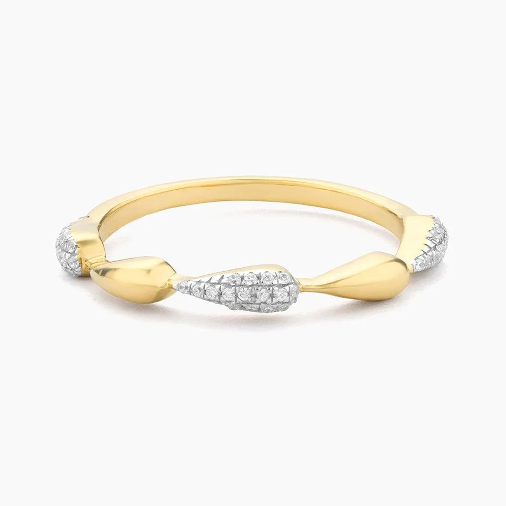 Ella Stein Raindrops Falling Stackable Ring in Gold - Size 6