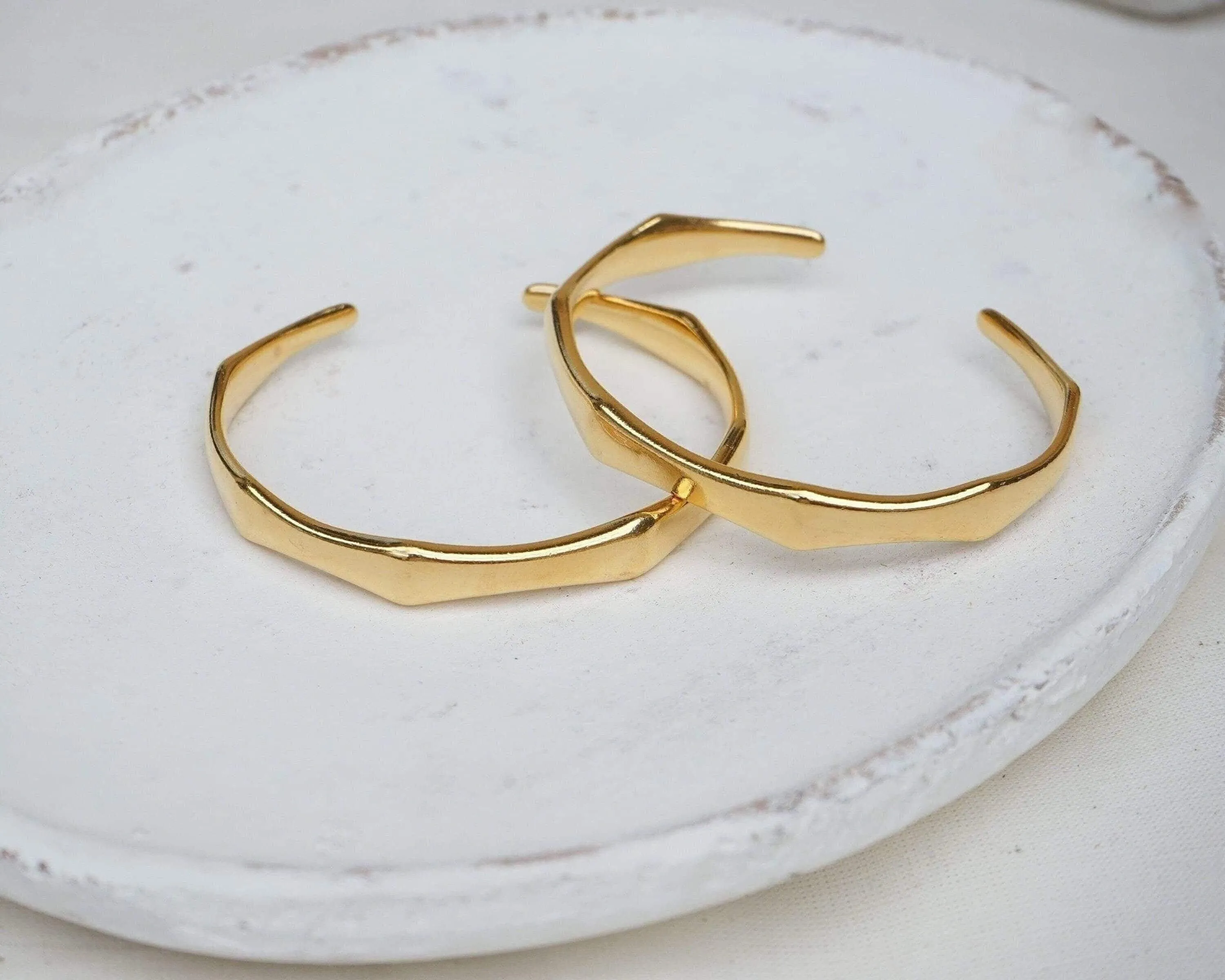 Gold Bold Angular-Shaped Cuff