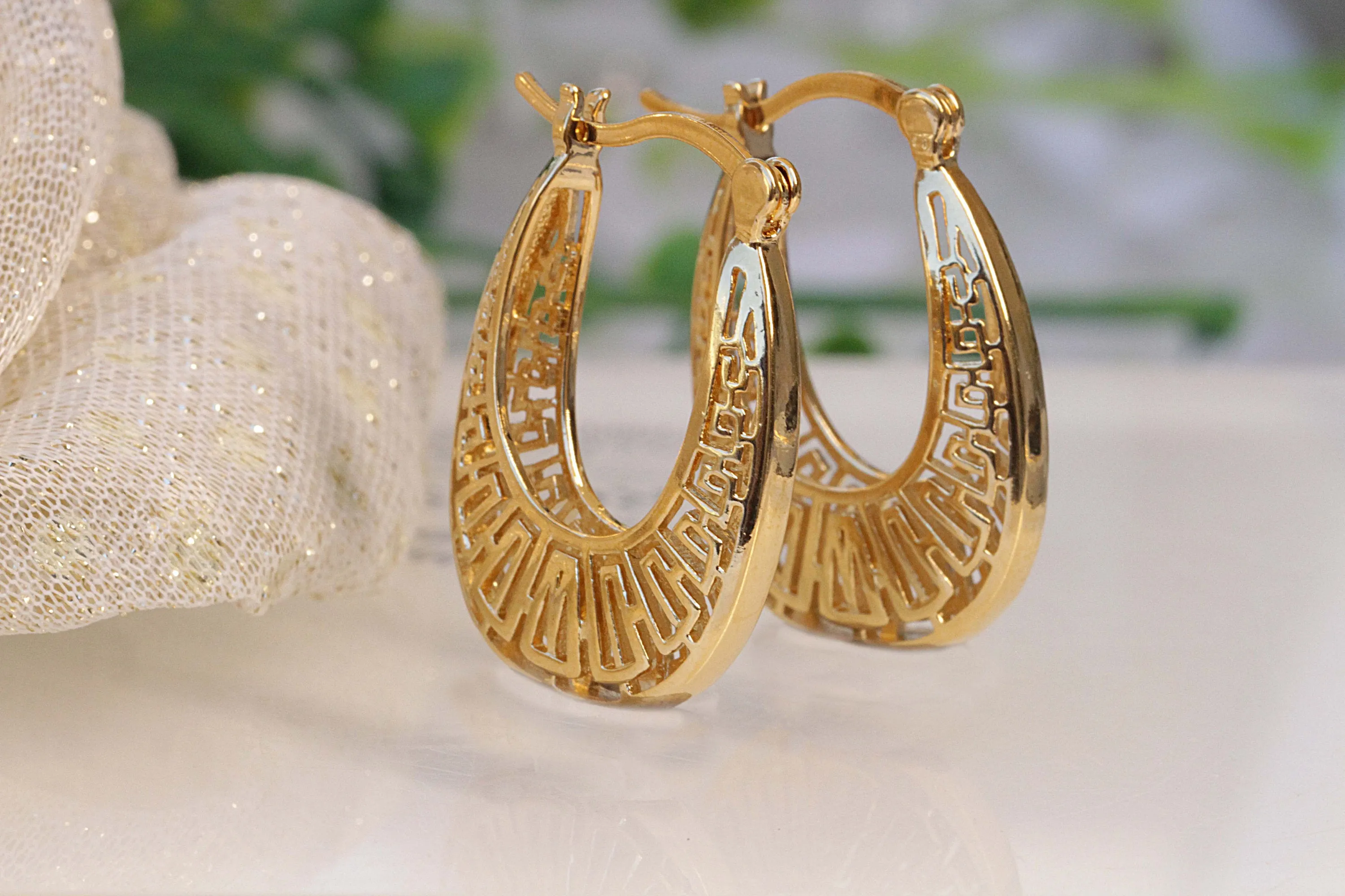 GOLD Hoops