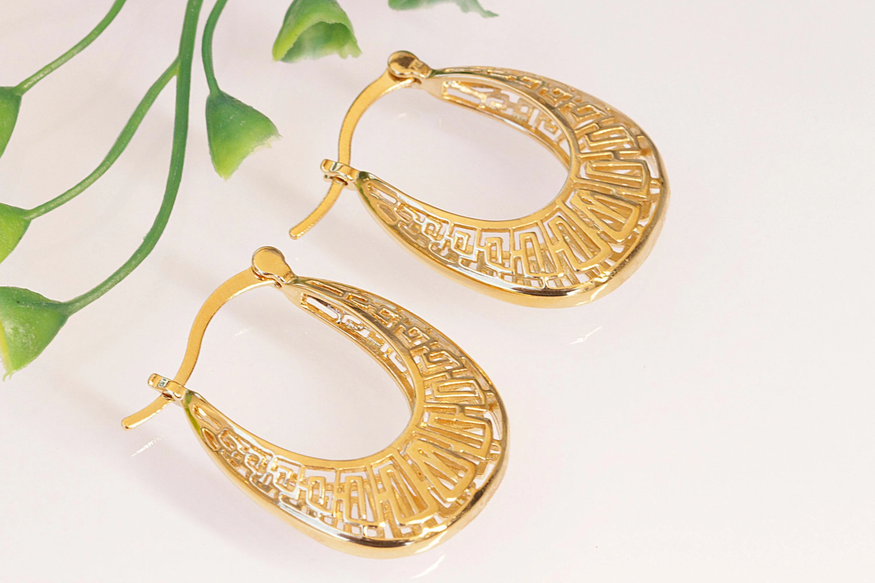 GOLD Hoops