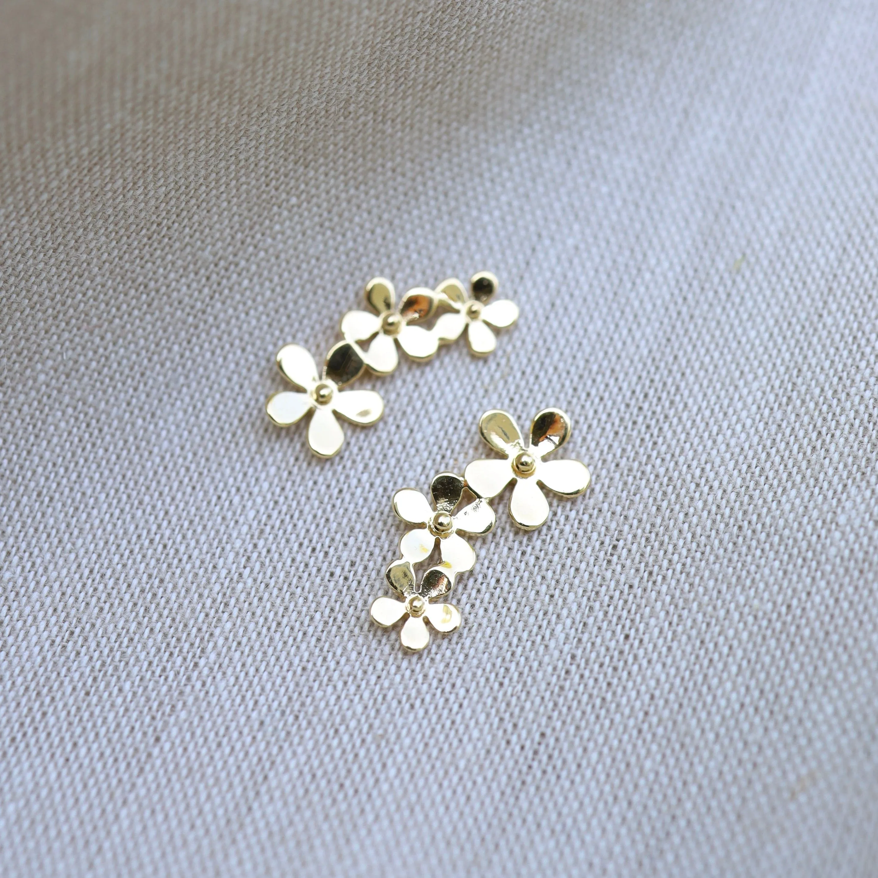 Gold Vermeil Climbing Curve of Forget Me Not Flowers Stud Earrings