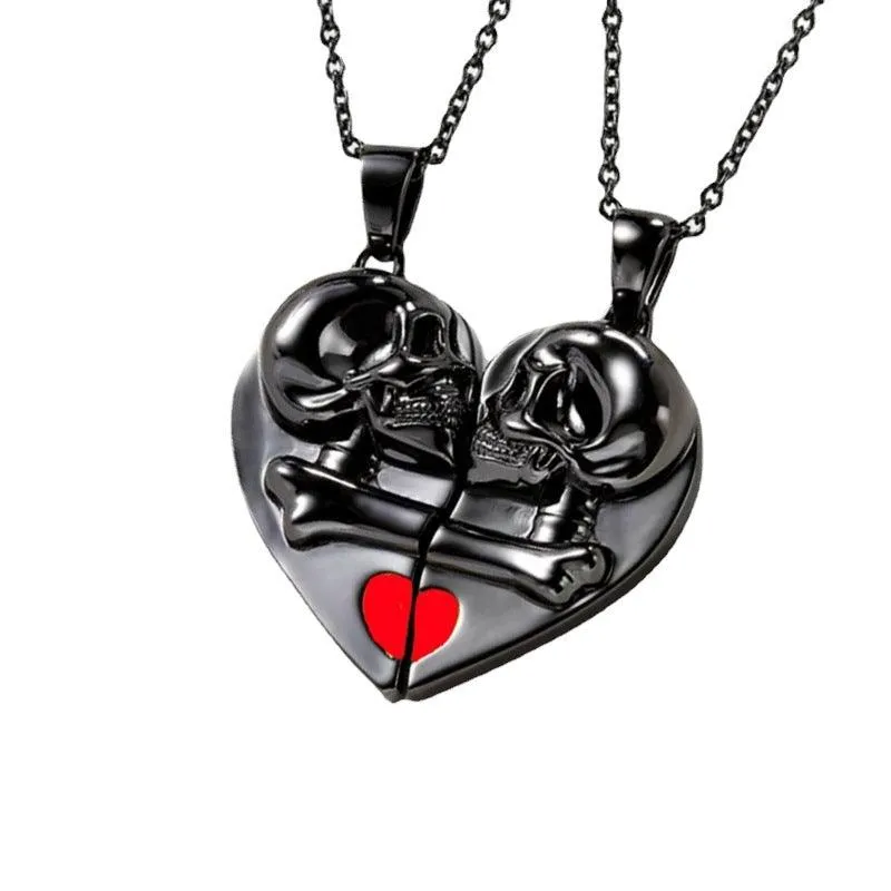 Heart-shaped Magnetic Stitching Love Skull Couple Necklace