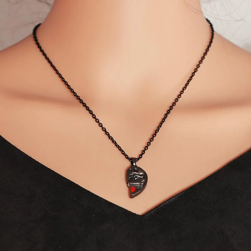 Heart-shaped Magnetic Stitching Love Skull Couple Necklace