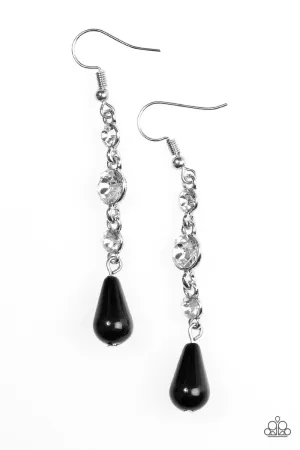 Paparazzi Earring ~ Social Climber - Black