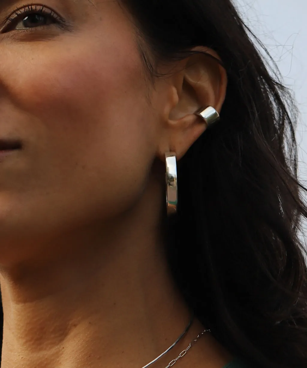 Plana Hoop Earrings