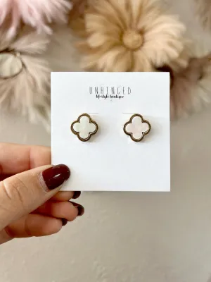 Simple Clover Studs Large