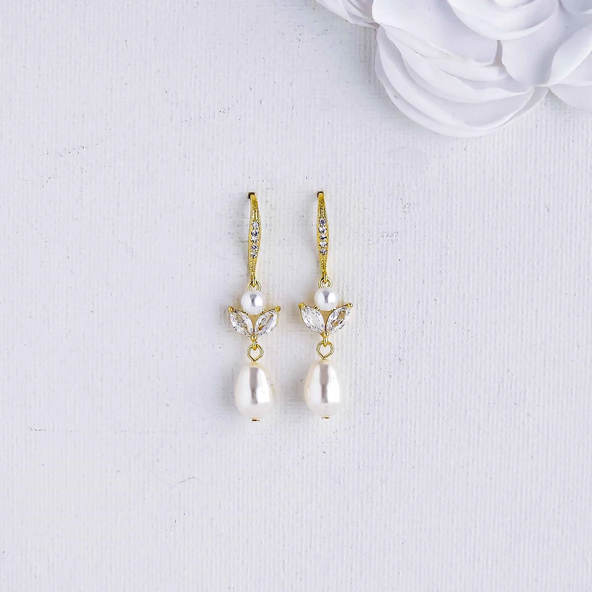 Simple Pearl Dangle Earrings for Brides-Leila