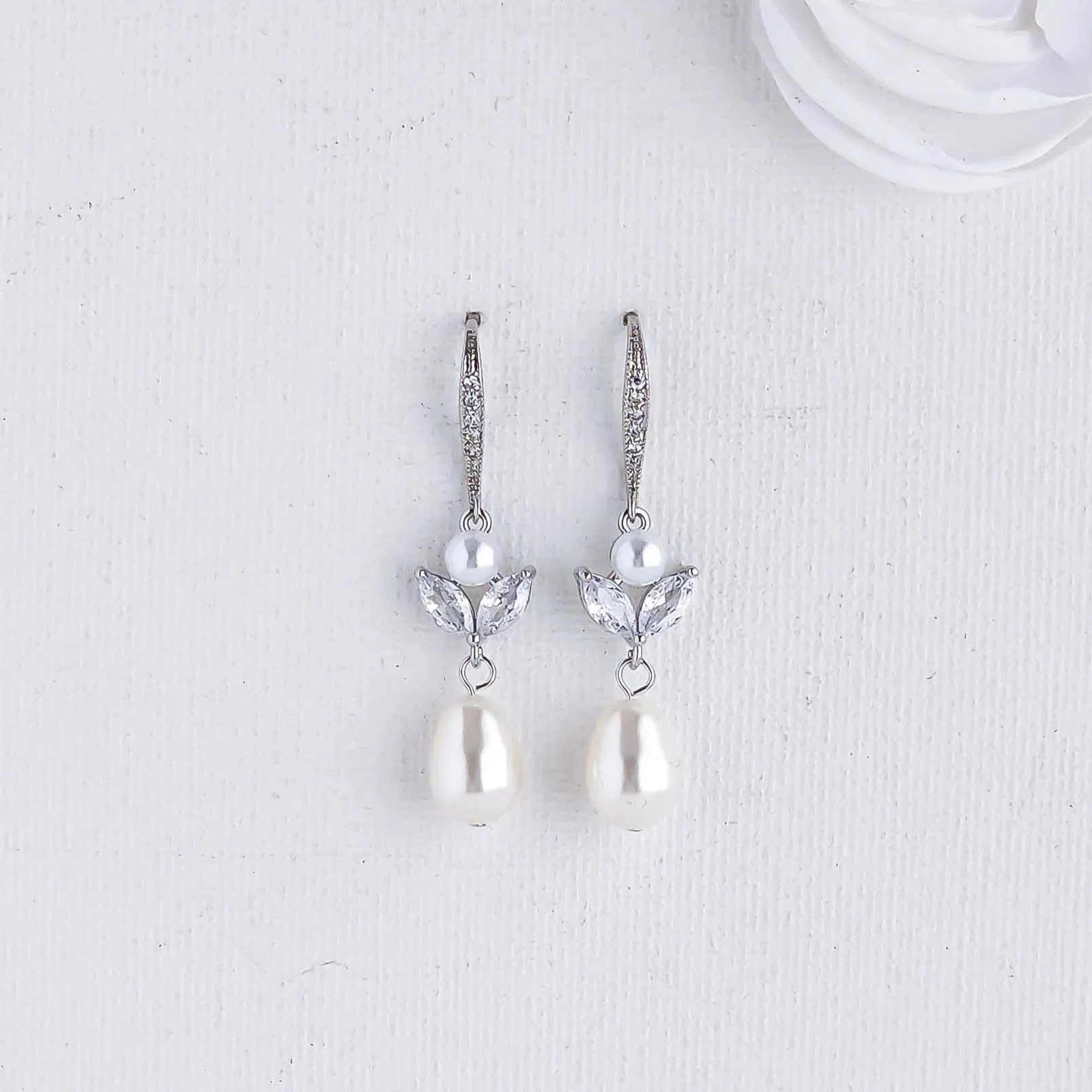 Simple Pearl Dangle Earrings for Brides-Leila