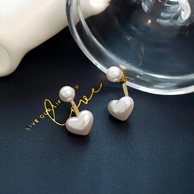 Simple Temperament Heart Shaped Pearl Stud Earrings for women and girls