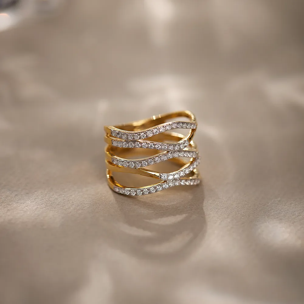 Wide Wave Diamond Band